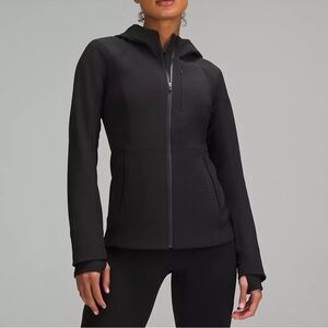 cross chill jacket repel shell lululemon rain jacket in black!!